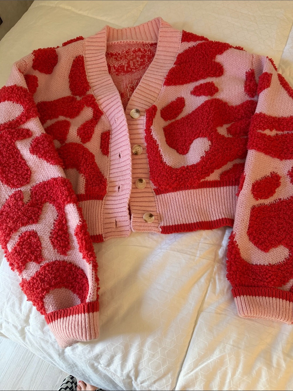 Women's Pink & Red Patterned Knit Cardigan